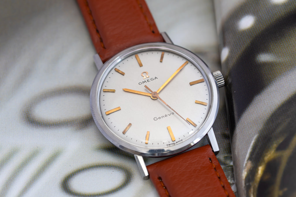 VINTAGE MANUAL WIND STAINLESS STEEL OMEGA GENEVE WATCH CAL.600 DATED 1964 IN EXCELLENT CONDITION