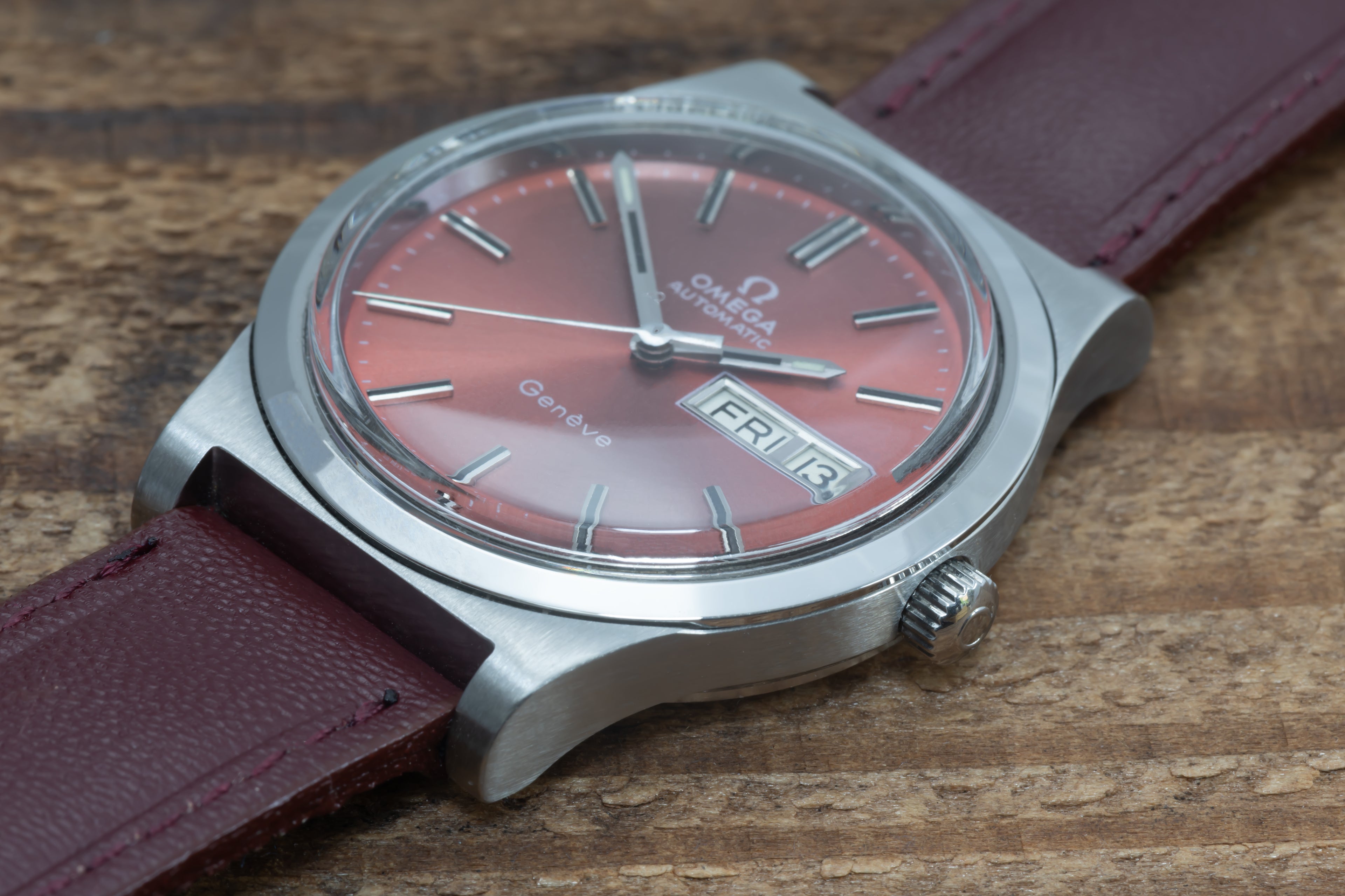 SUPERB GENUINE AUTOMATIC OMEGA GENEVE DAY/DATE CAL.1022 FROM 1977