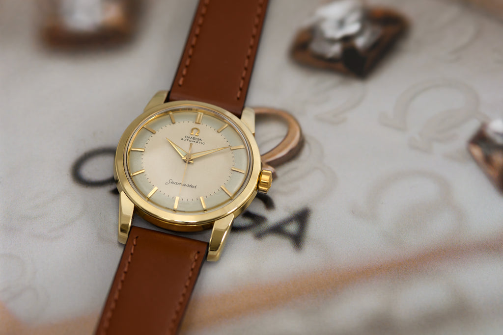 EXCEPTIONAL VINTAGE SERVICED OMEGA SEAMASTER AUTOMATIC BIG SEAHORSE LOGO GOLD CAP WATCH CAL.501 DATED 1958 TWO-TONE TUXEDO DIAL