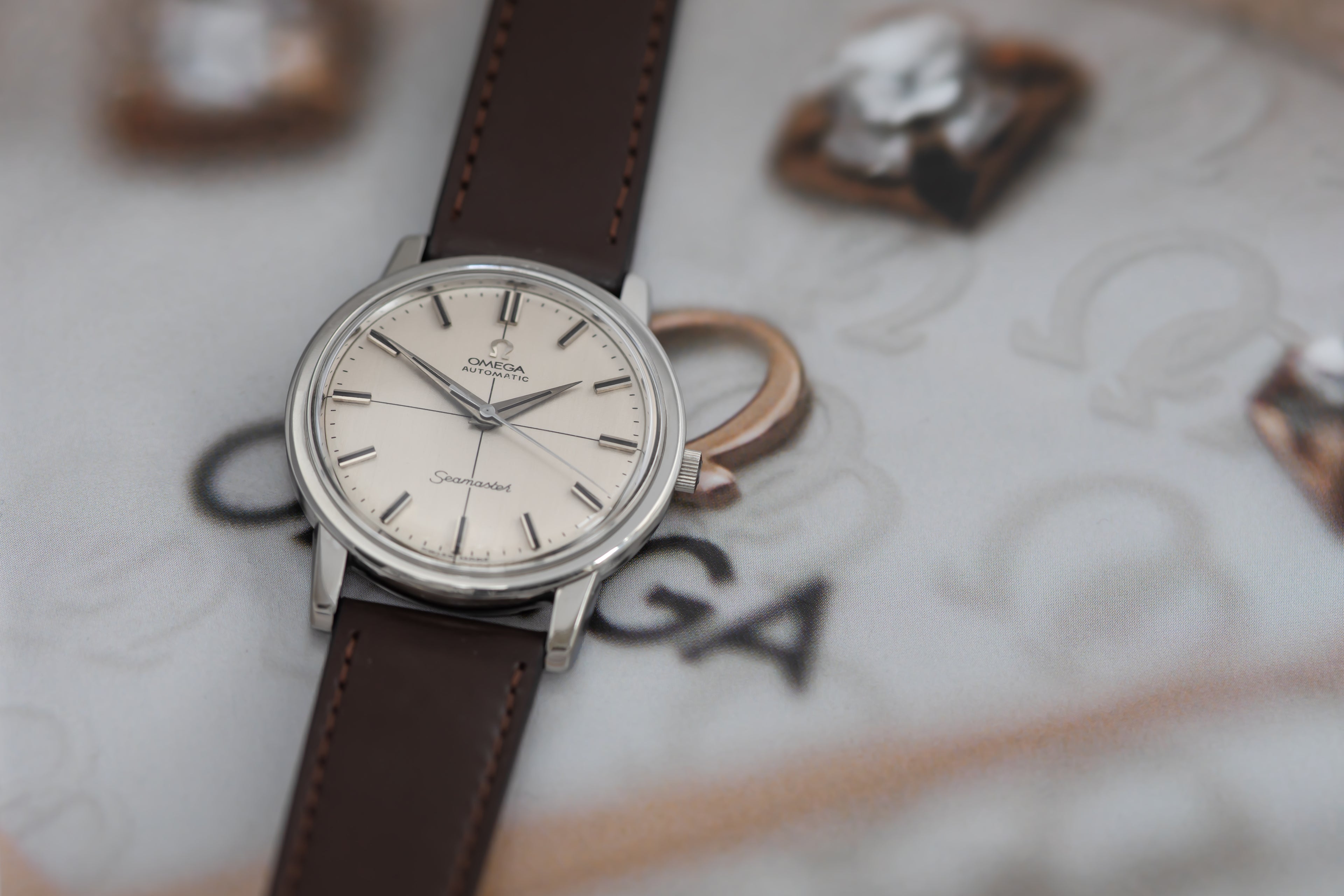 STUNNING GENUINE AUTOMATIC OMEGA SEAMASTER CROSSHAIR CAL.552 FROM 1964
