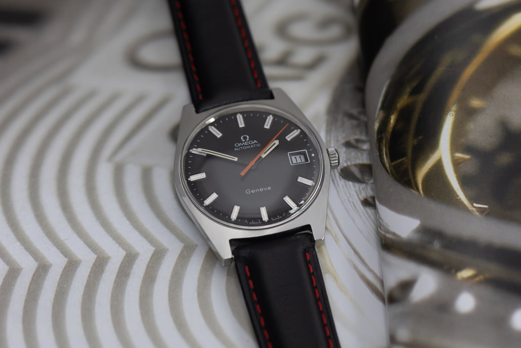 EXCEPTIONAL OMEGA GENEVE RACING CALENDAR AUTOMATIC CAL.565 DATED 1971 WATCH