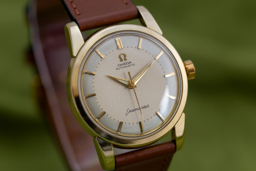 EXCEPTIONAL VINTAGE SERVICED OMEGA SEAMASTER AUTOMATIC BIG SEAHORSE LOGO GOLD CAP WATCH CAL.501 DATED 1958 TWO-TONE TUXEDO DIAL