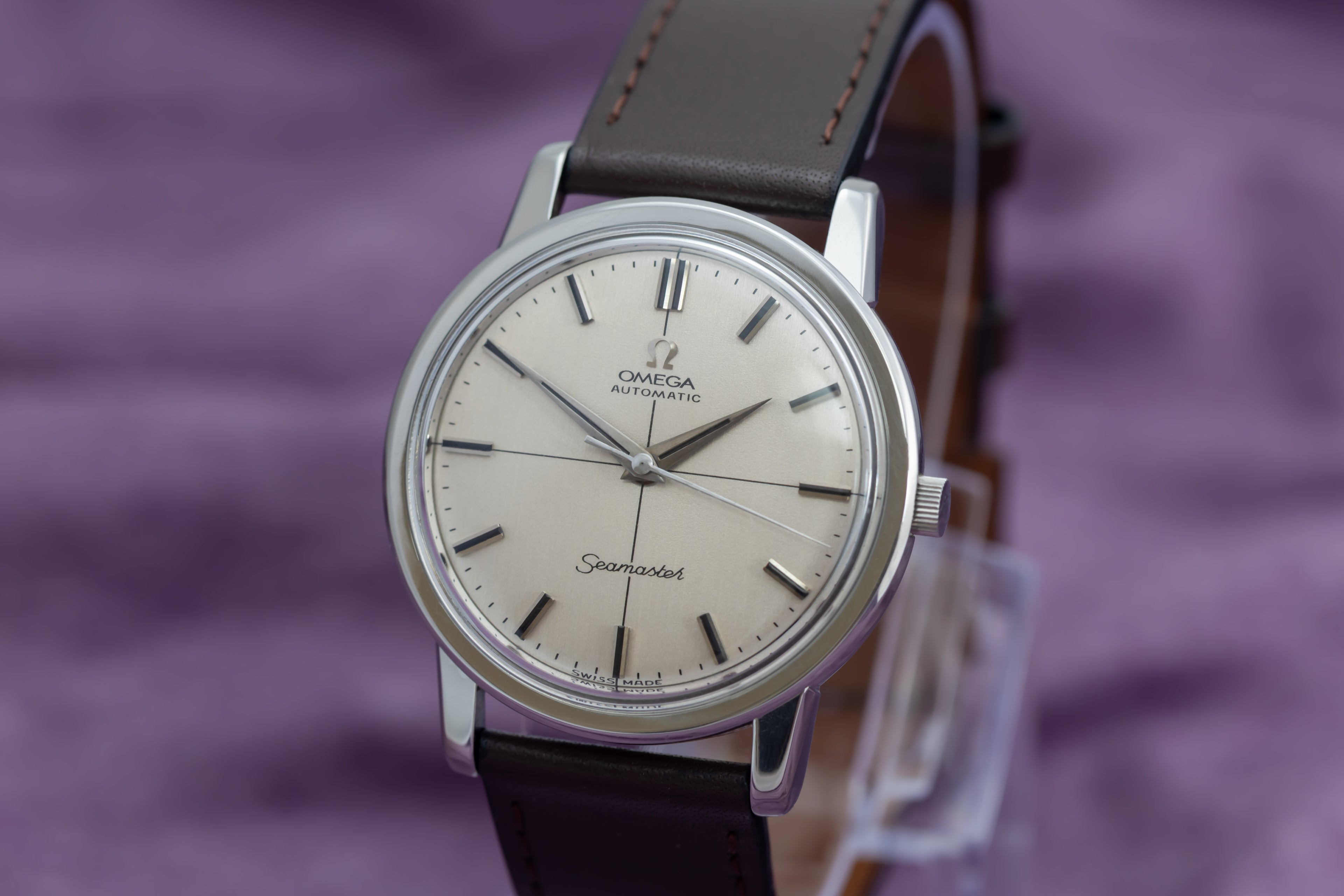 STUNNING GENUINE AUTOMATIC OMEGA SEAMASTER CROSSHAIR CAL.552 FROM 1964