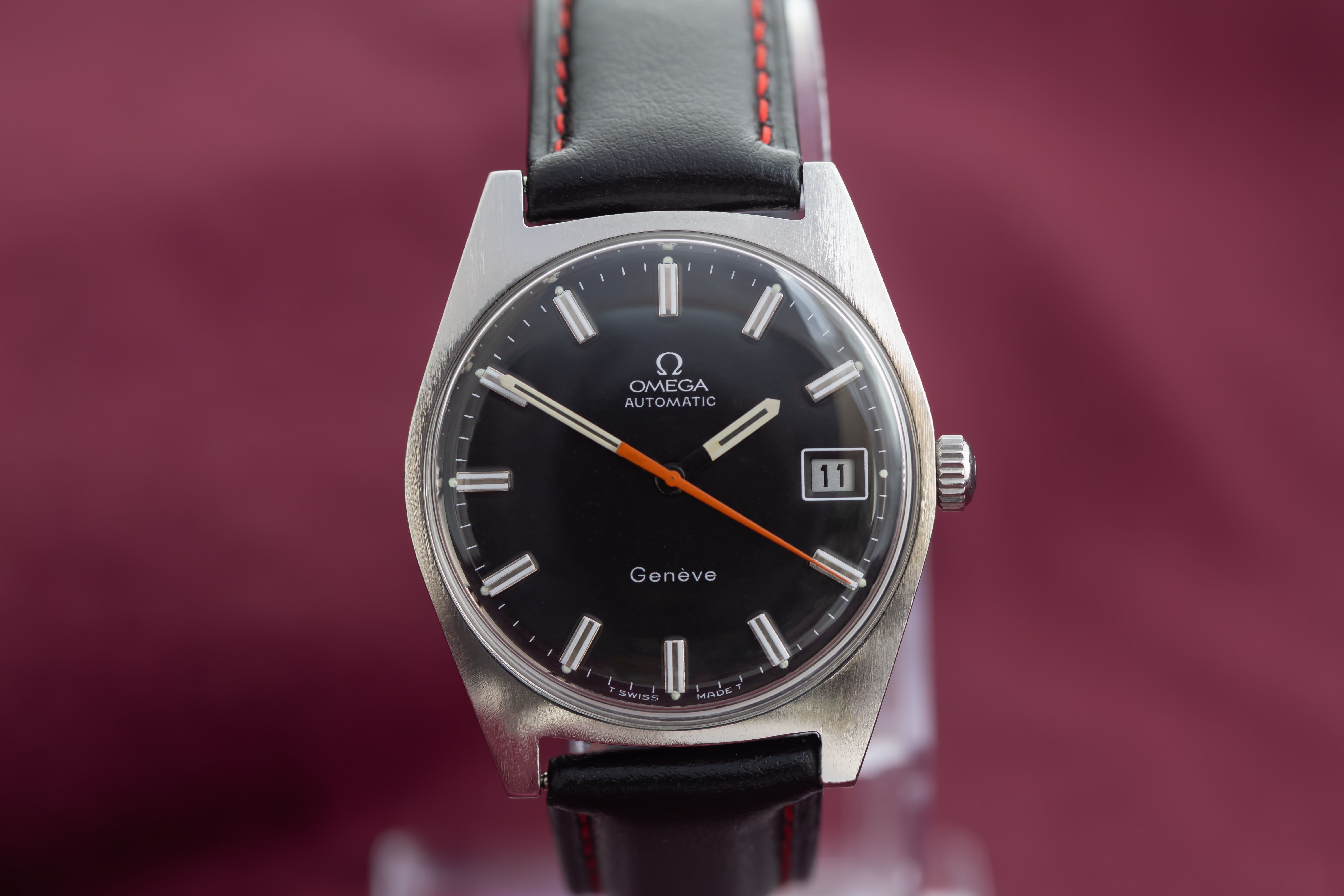EXCEPTIONAL OMEGA GENEVE RACING CALENDAR AUTOMATIC CAL.565 DATED