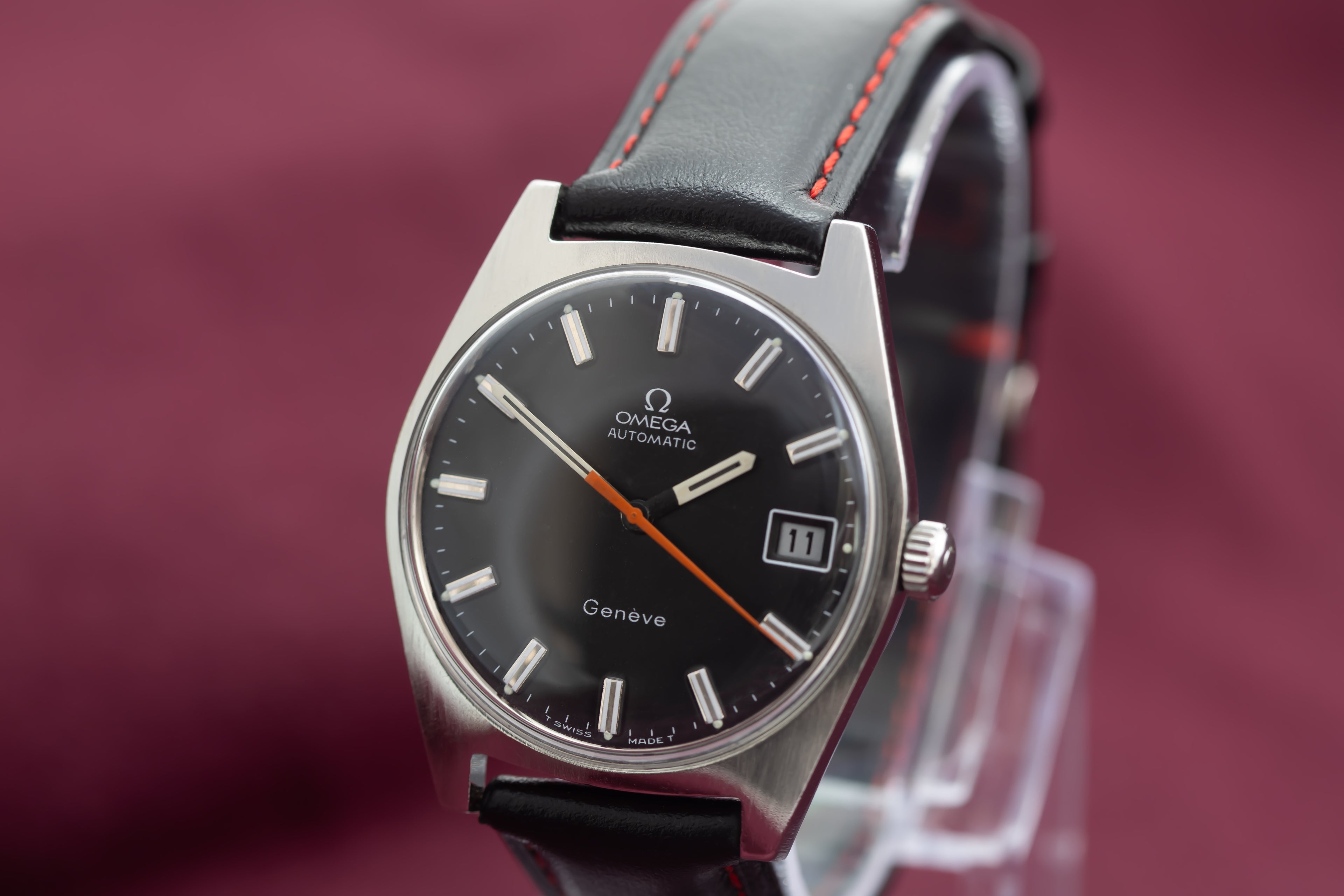 EXCEPTIONAL OMEGA GENEVE RACING CALENDAR AUTOMATIC CAL.565 DATED 1971 WATCH