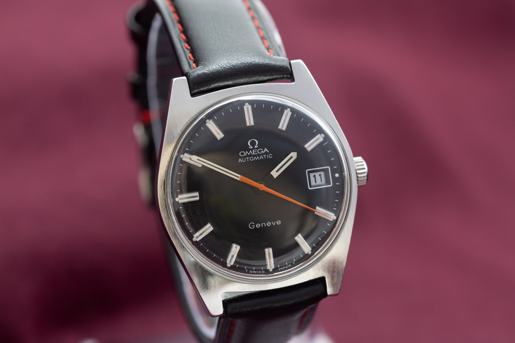 EXCEPTIONAL OMEGA GENEVE RACING CALENDAR AUTOMATIC CAL.565 DATED 1971 WATCH