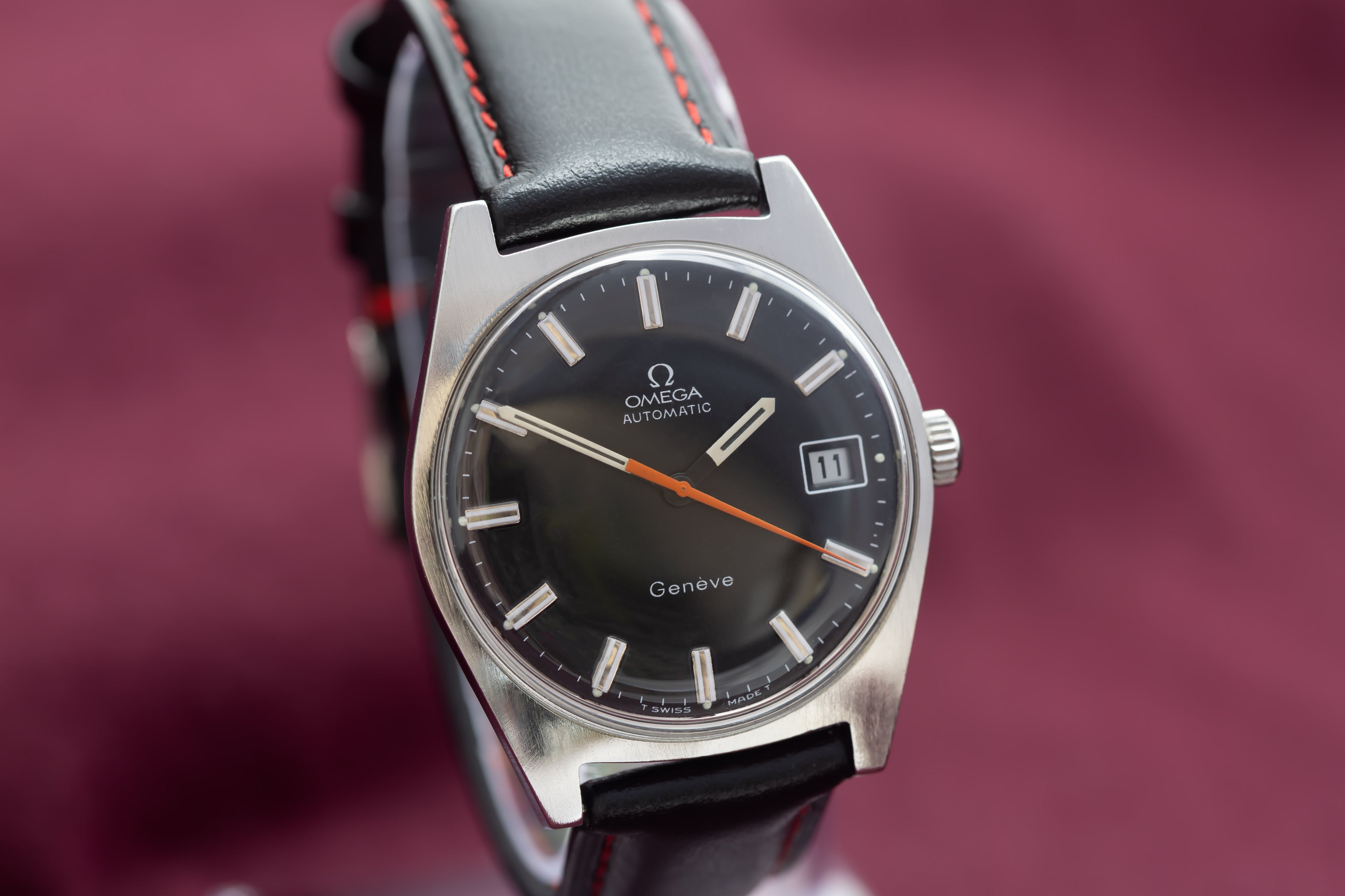 EXCEPTIONAL OMEGA GENEVE RACING CALENDAR AUTOMATIC CAL.565 DATED 1971 WATCH
